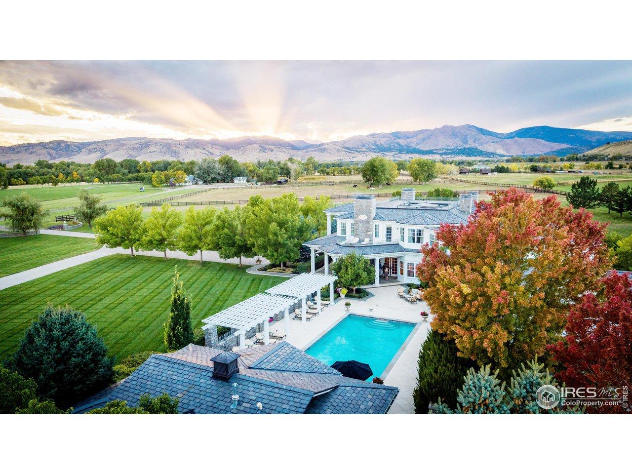 Image 2: Ashlawn is a private oasis 10 mins from the heart of downtown Boulder.