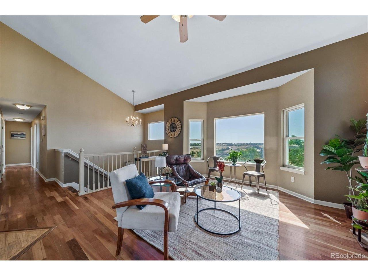 Image 4: Open and Sunny Living Room Image 4: Open and Sunny Living Room