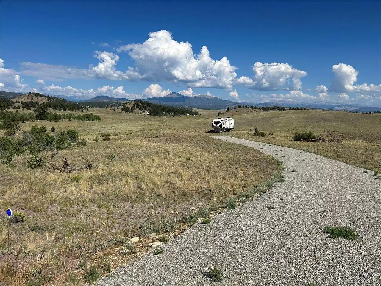 Image 1: New Driveway and Incredible Views! Image 1: New Driveway and Incredible Views!
