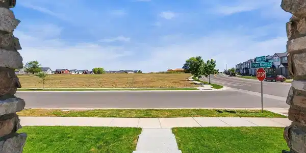 Image 3: Right out the front door to a future park! Image 3: Right out the front door to a future park!
