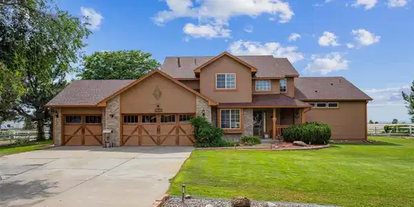 15415 Gadsden Dr