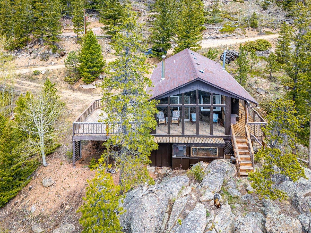 Image 2: Ready to make your mountain life dream come true.