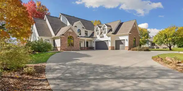 7852 Eagle Ranch Rd