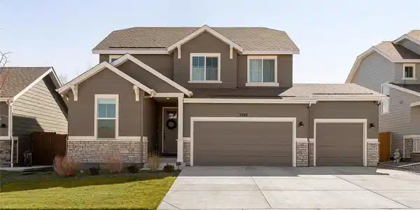 3392 Dryden Pl