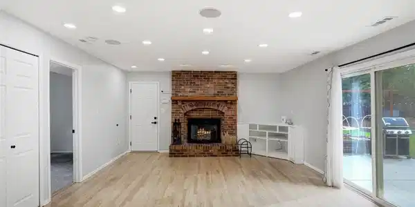 Image 4 Image 4