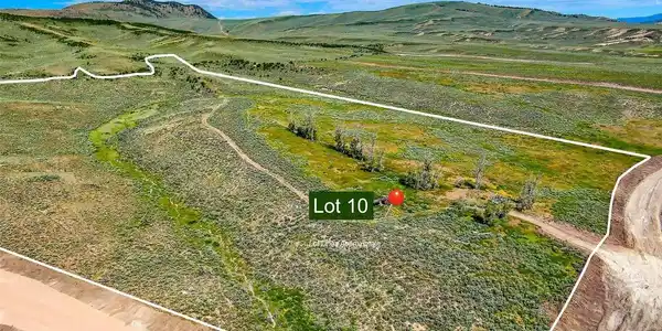 Image 4: Aerial - Markers and outlines are to give a general idea of the property location and are not to be relied upon. Image 4: Aerial - Markers and outlines are to give a general idea of the property location and are not to be relied upon.