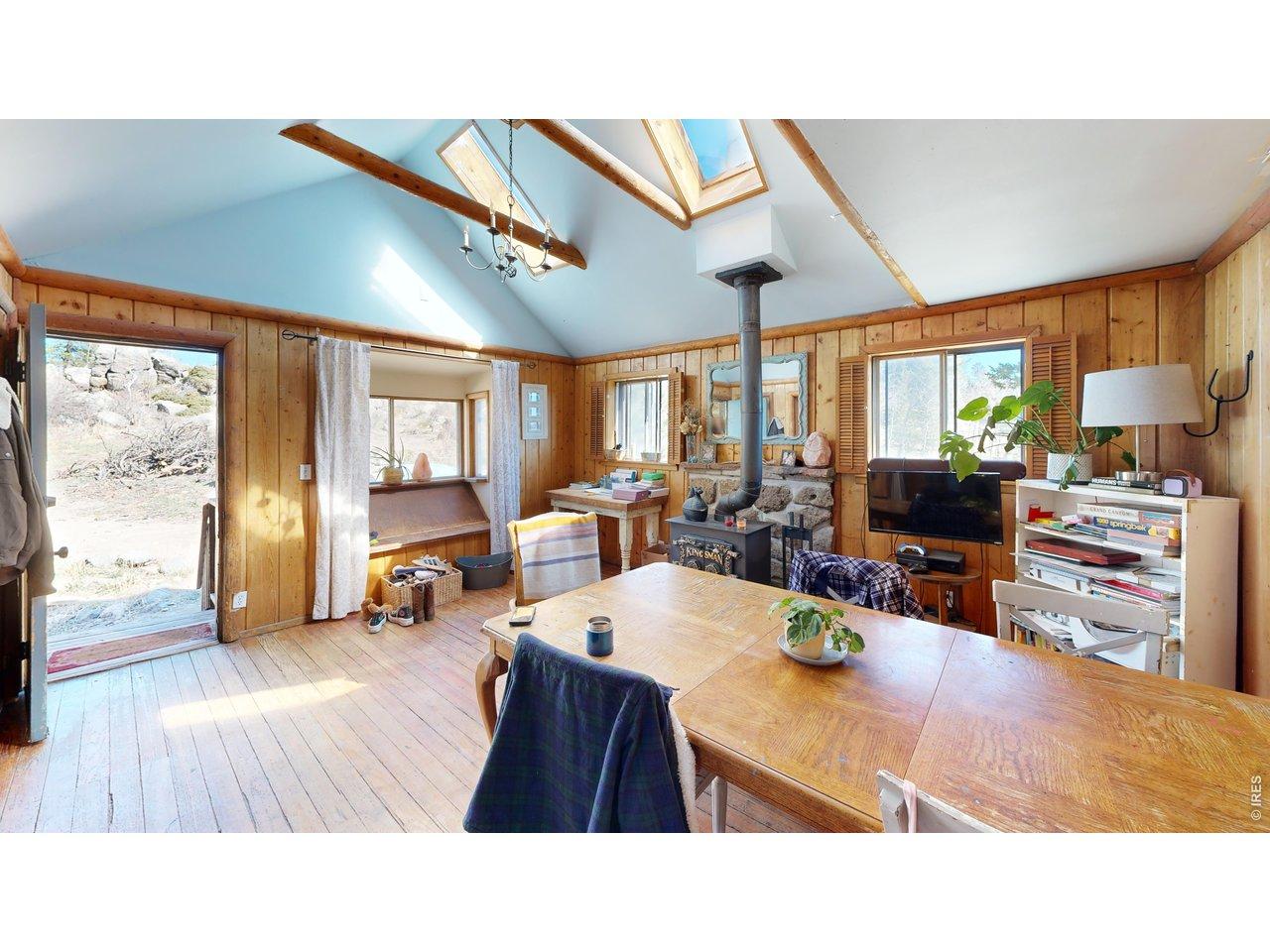 Image 2: Dining Room Facing North Image 2: Dining Room Facing North
