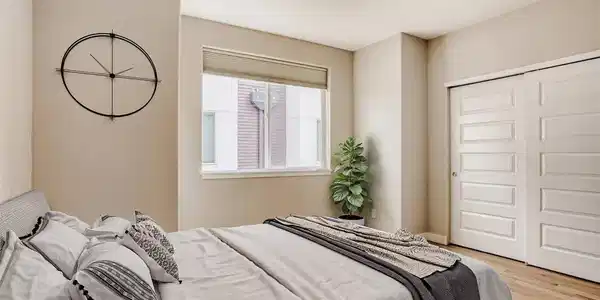 Image 2: Secondary bedroom with en suite bathroom, sizable closet & more (virtually staged) Image 2: Secondary bedroom with en suite bathroom, sizable closet & more (virtually staged)