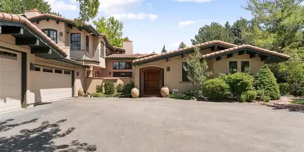 7088 Indian Peaks Trl