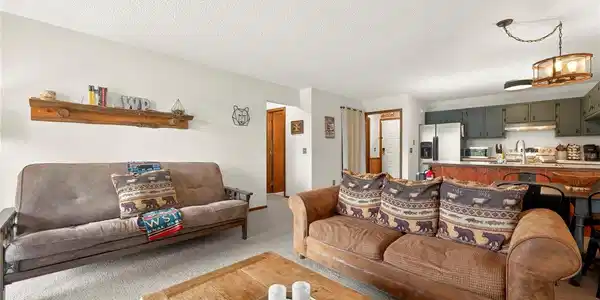 80 County Road 8500