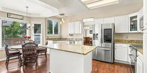 Image 4: Kitchen Image 4: Kitchen