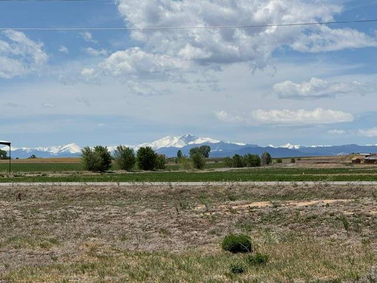 Image 2: Beautiful mountain views to the West. Image 2: Beautiful mountain views to the West.