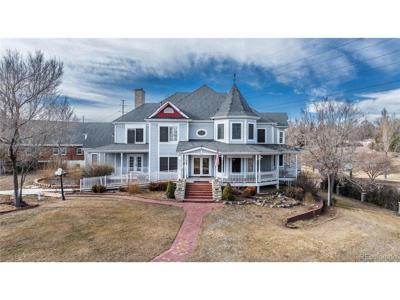 955 Independence St