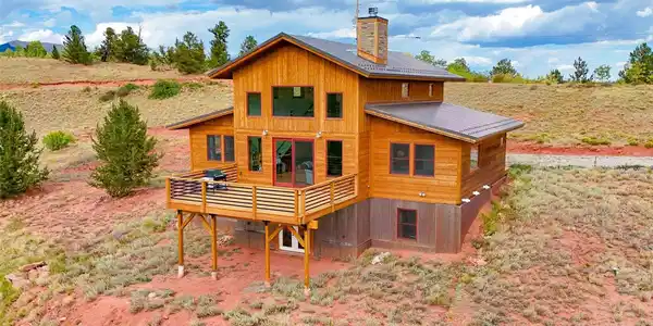 31 Buzzsaw Ln