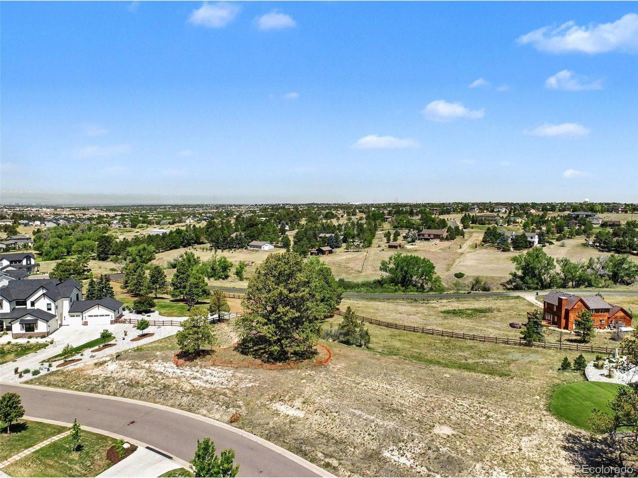 Image 3: Set on open space with lots of room between neighbors Image 3: Set on open space with lots of room between neighbors
