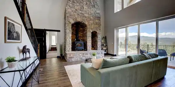 Image 2: Soaring ceilings, hardwoods, windows, views, space, new construction Image 2: Soaring ceilings, hardwoods, windows, views, space, new construction