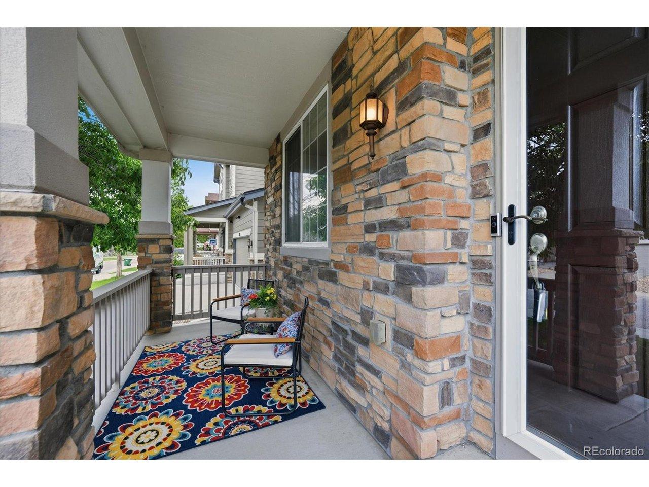 Image 4: Great front porch Image 4: Great front porch