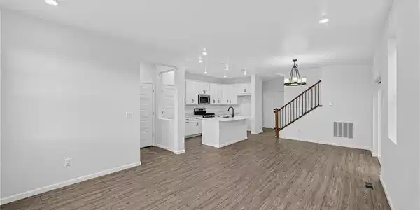 Image 3: 1192 Prospect Aly ~ Ready Now