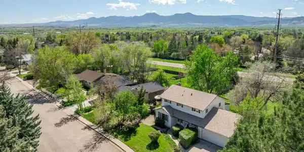 4667 Ashfield Dr