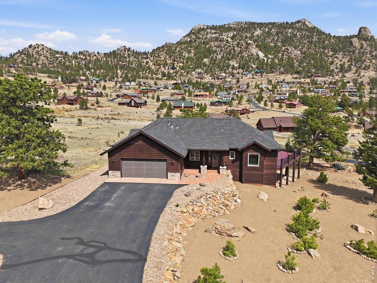Image 3: Mountain Living just minutes from town Image 3: Mountain Living just minutes from town