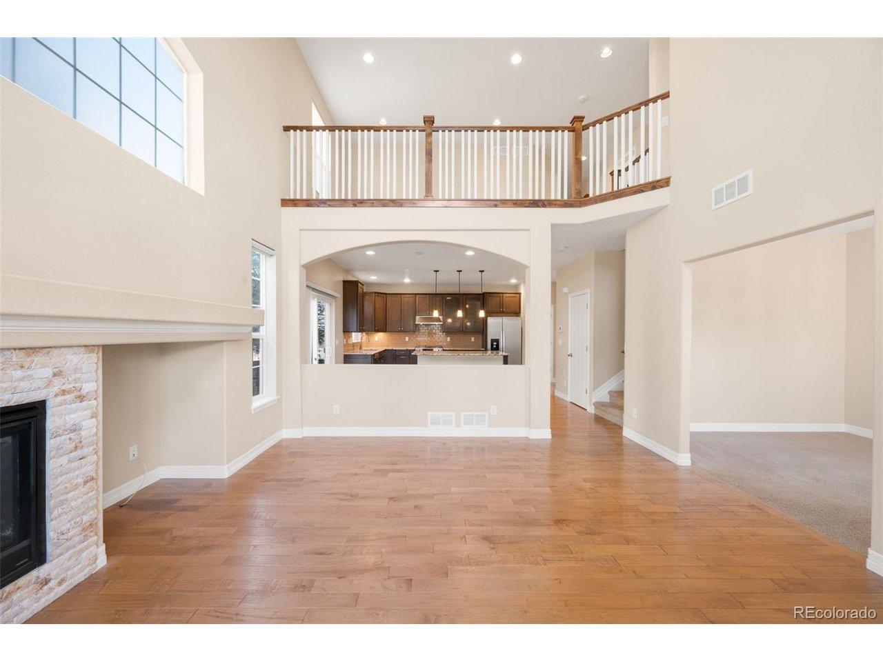 Image 2: Living Room Image 2: Living Room