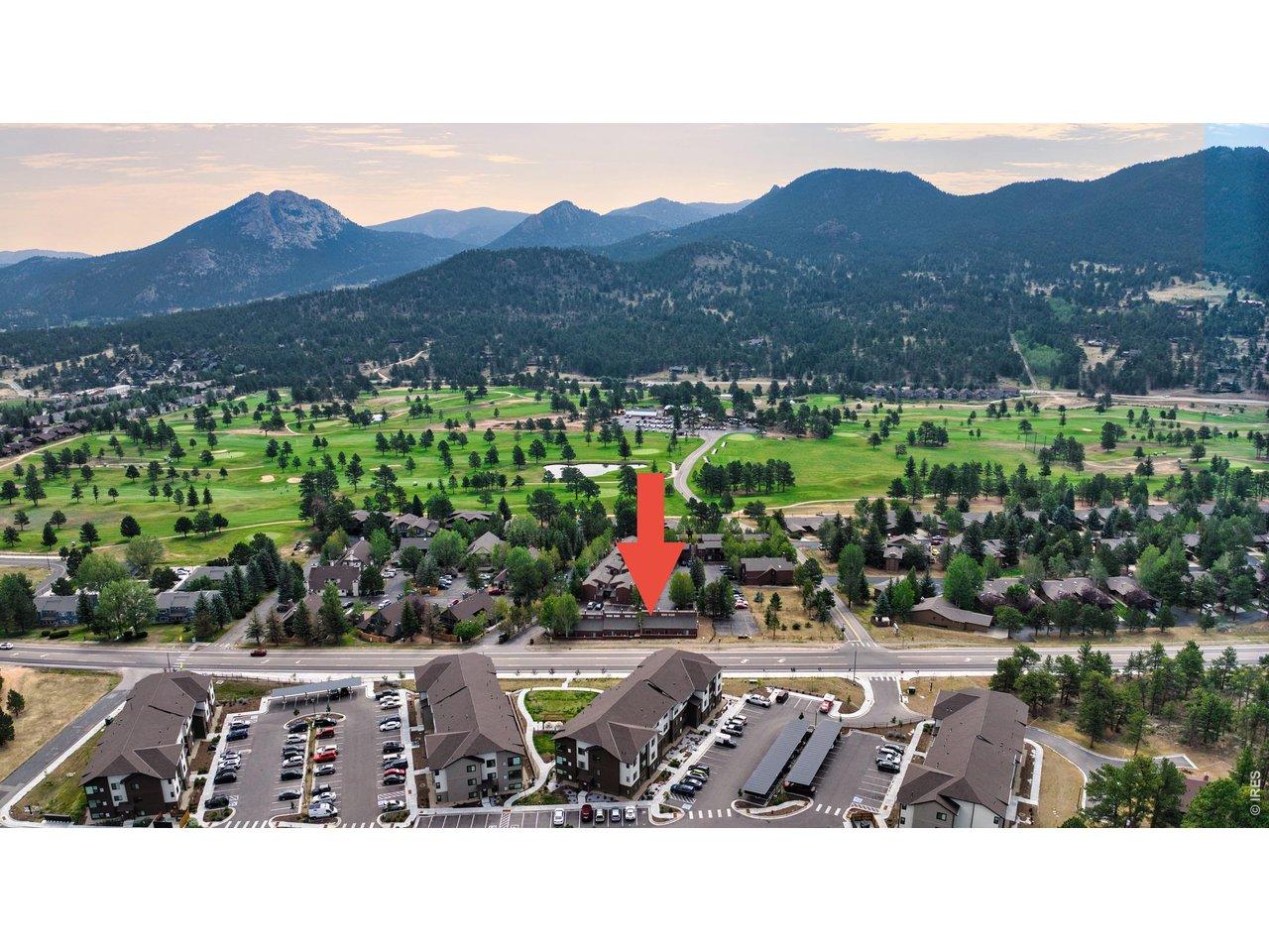 Image 2: Charming Eagle View condo next to the 18-hole golf course Image 2: Charming Eagle View condo next to the 18-hole golf course