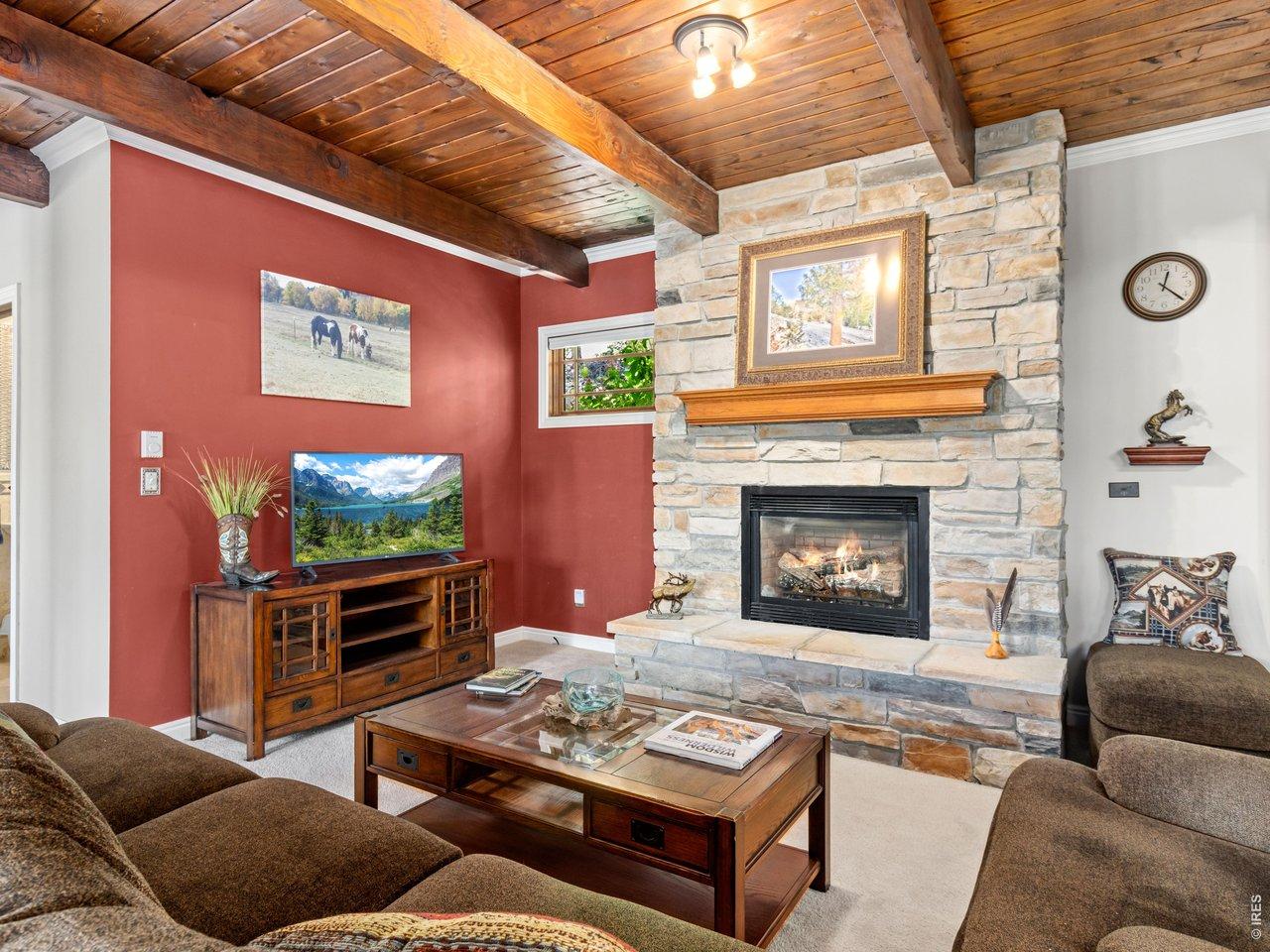 Image 4: An Intimate Gathering Place to Enjoy the Fireplace Image 4: An Intimate Gathering Place to Enjoy the Fireplace