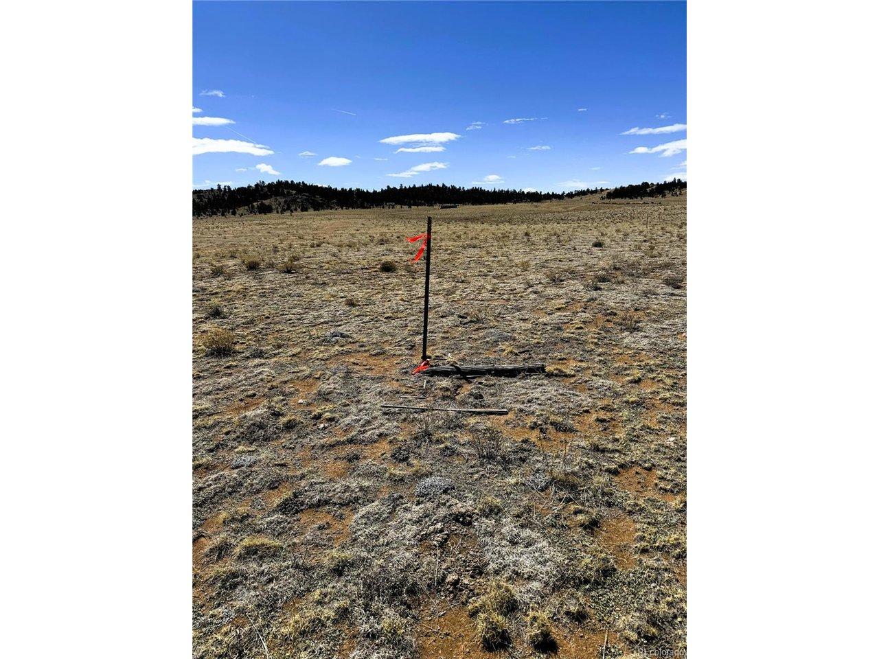 Image 4: The southwest corner of the property Image 4: The southwest corner of the property