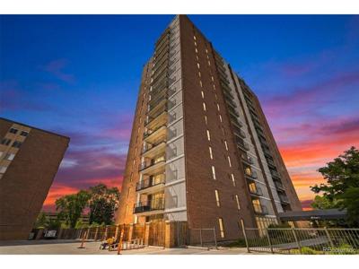 955 Eudora St