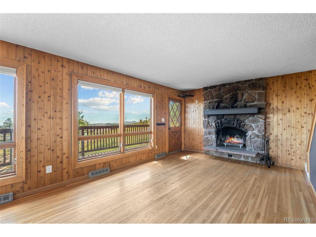 Image 3: Front door + Fireplace Image 3: Front door + Fireplace