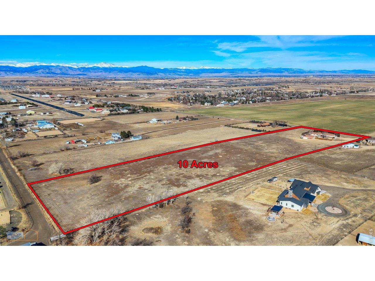 Image 2: Build a second home on the back side of the lot! Yes, it's legal!