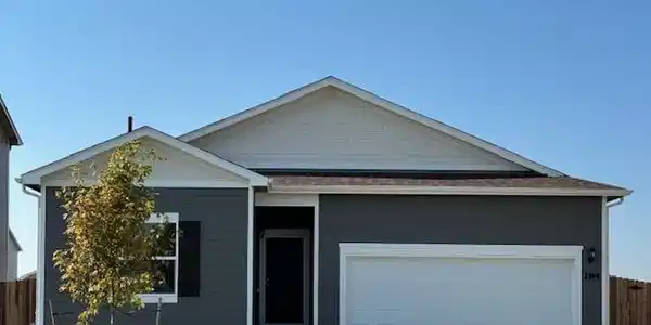 2144 Alyssa St