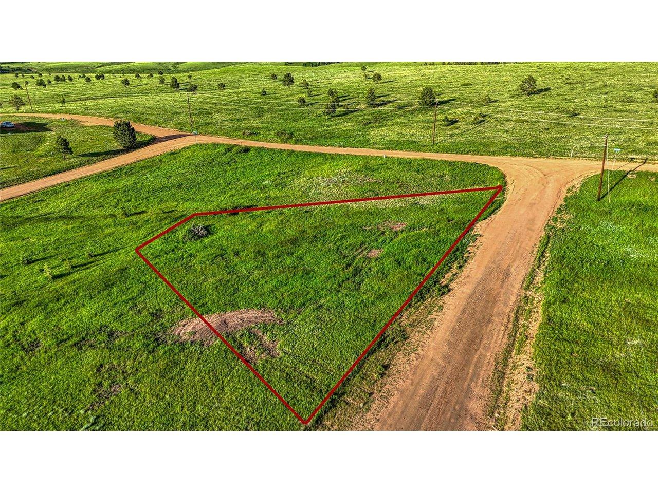 Image 2: Property lines are approximate and not a survey Image 2: Property lines are approximate and not a survey