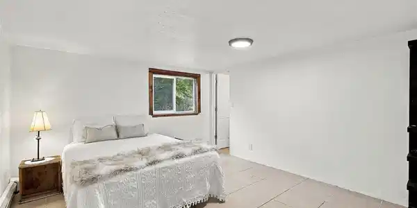 Image 4: Primary bedroom. Image 4: Primary bedroom.