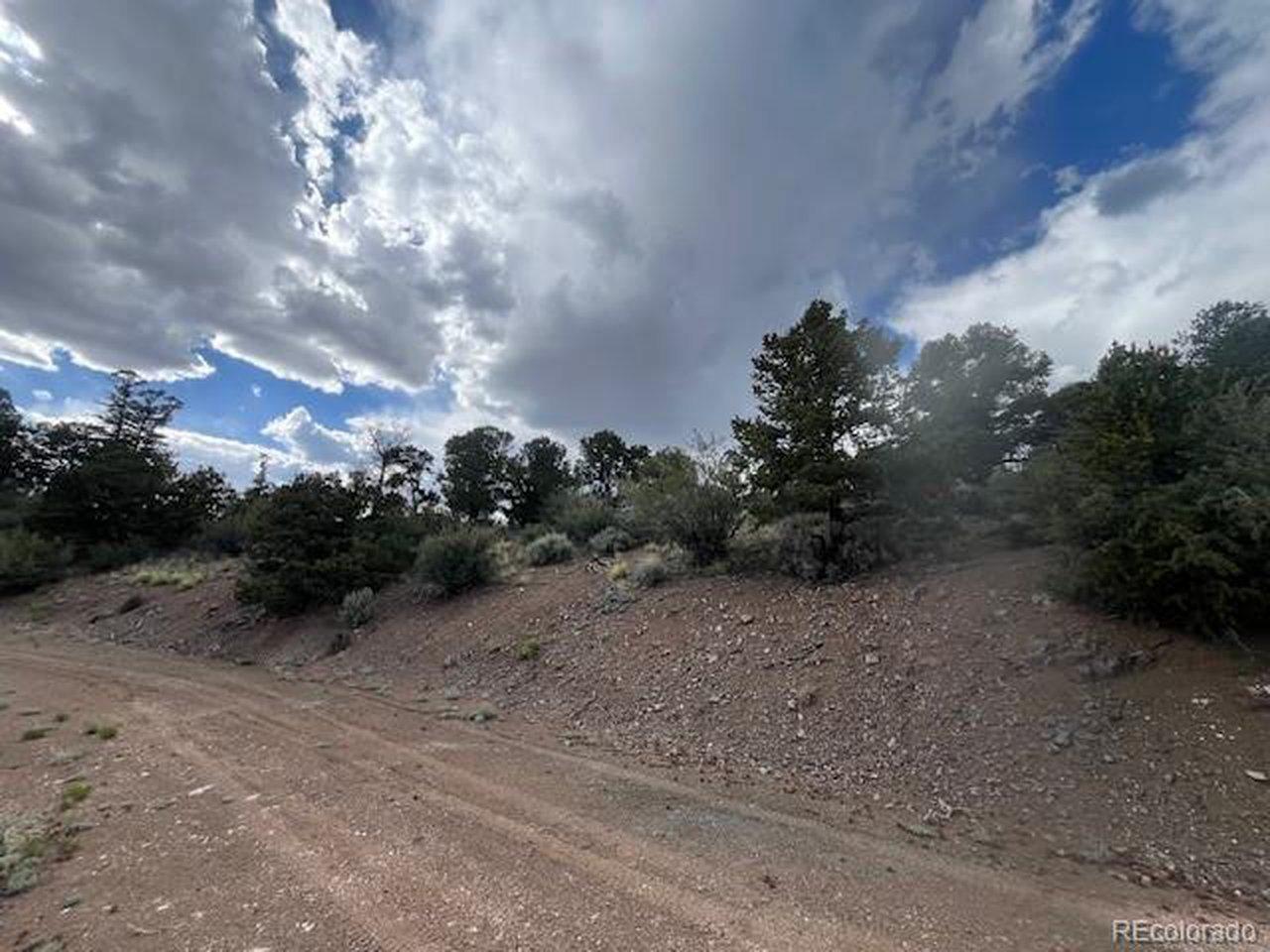 Image 3: Looking W