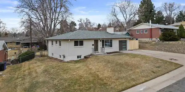 2765 S Winona