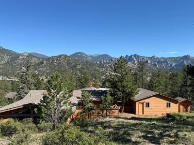 1352 Alpenglow Ln