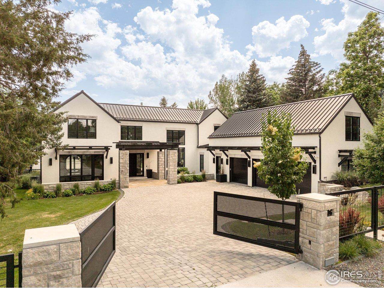 Image 3: Gated entry