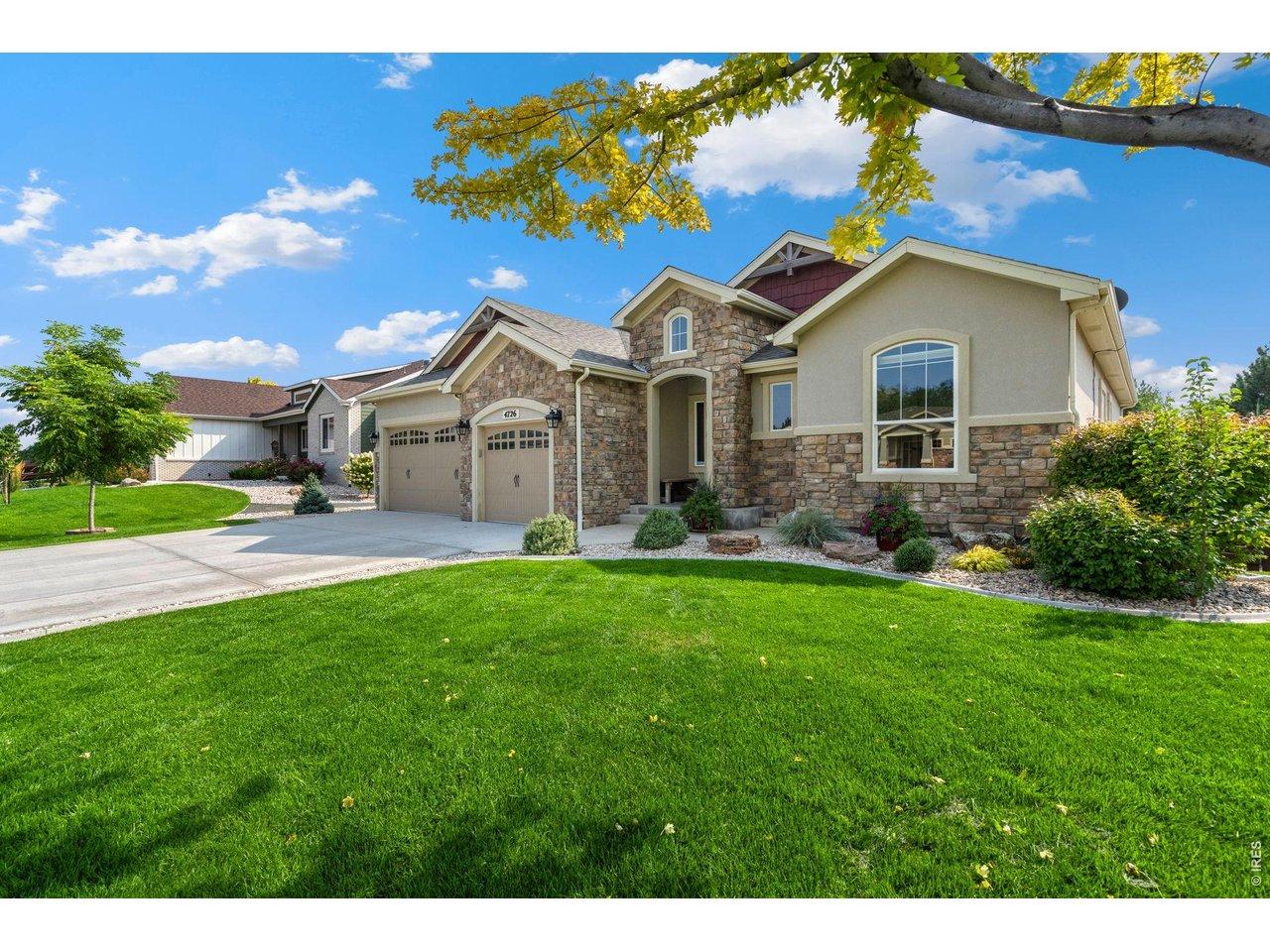 Image 1: Great Curb Appeal & 3-Car Attached Garage Image 1: Great Curb Appeal & 3-Car Attached Garage