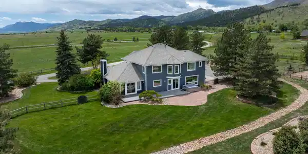 3159 Nelson