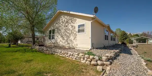 Image 3: Back of Home