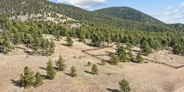 Image 4: Looking NE over the northern portion of the lot. Image 4: Looking NE over the northern portion of the lot.