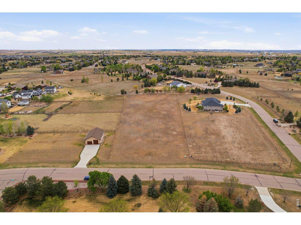 Image 3: Surrounded by exceptional custom homes with breathtaking Colorado skies and room to create your private estate. Image 3: Surrounded by exceptional custom homes with breathtaking Colorado skies and room to create your private estate.