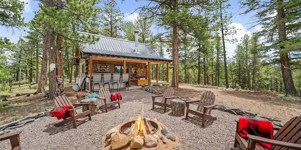 Image 3: Cabin Image 3: Cabin
