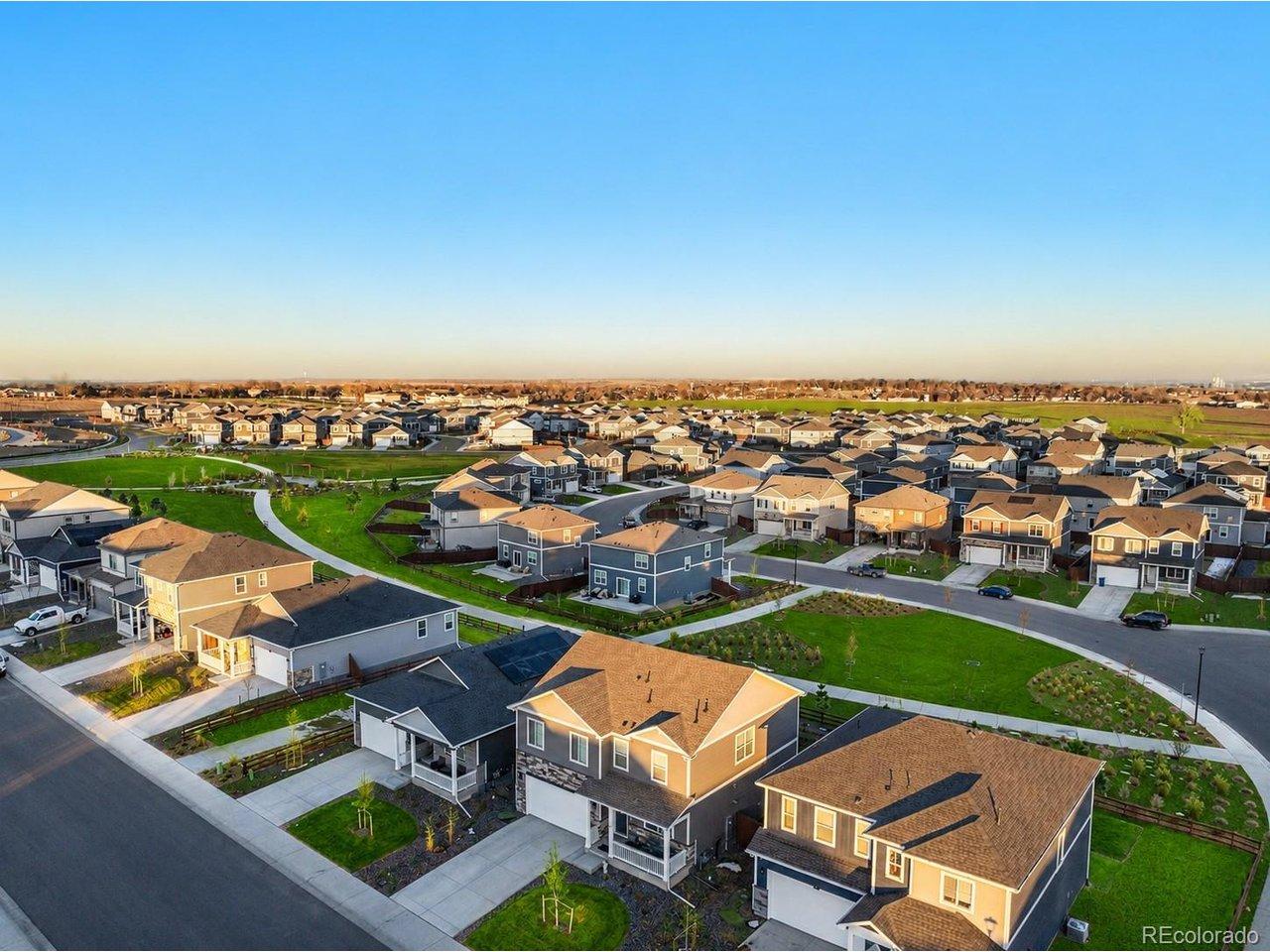 Image 3: Virtual picture of green yards. Image 3: Virtual picture of green yards.