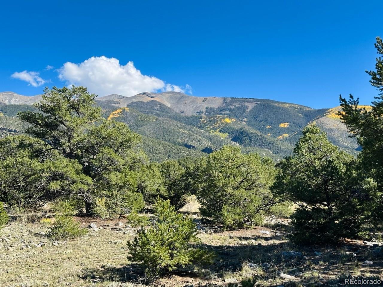 Image 4: Mountain views. Image 4: Mountain views.