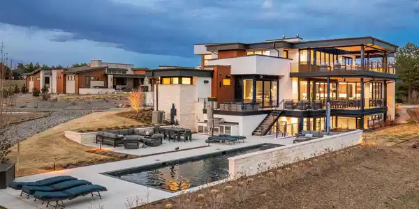 5140 S Kearney