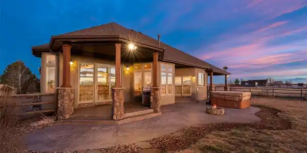 Image 3: Perfect yard and 2 patios for entertaining. Image 3: Perfect yard and 2 patios for entertaining.