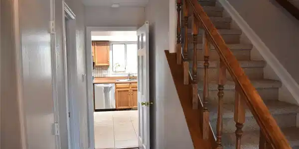 Image 3: Front Entry