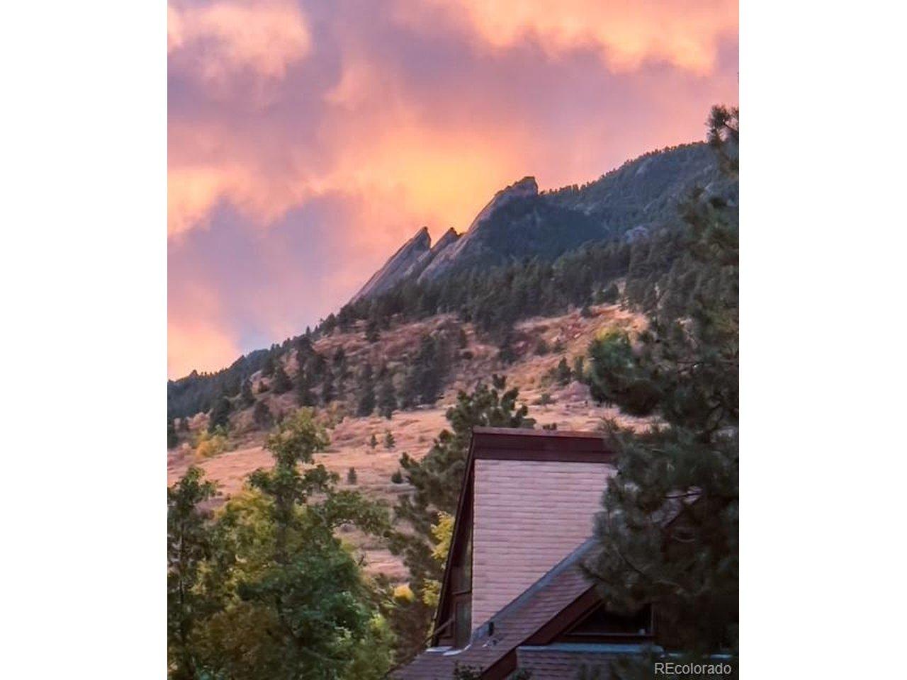 Image 2: Flatiron View From Primary Suite